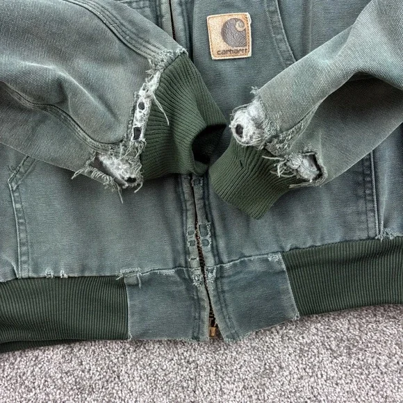 Carhartt J68HTG グリーン ジャンパー VTG Carhartt Jacket J68 Moss Green Full Zip Hooded Distressed